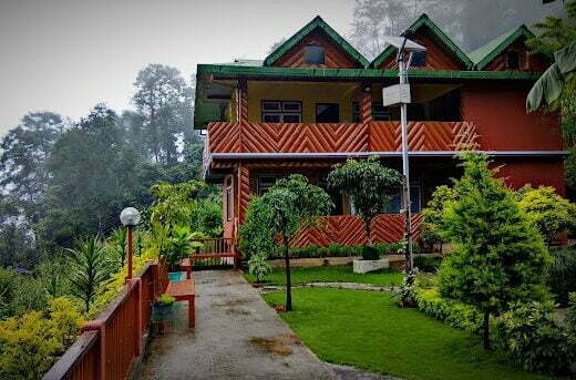 Hitaishi Homestay is located in Bermiok Martam 15th mile of West Sikkim