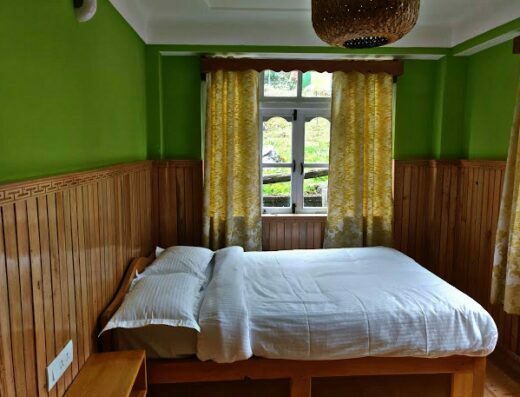 Lhakhim Homestay is located in Monastery Road, Lachen of North Sikkim.
